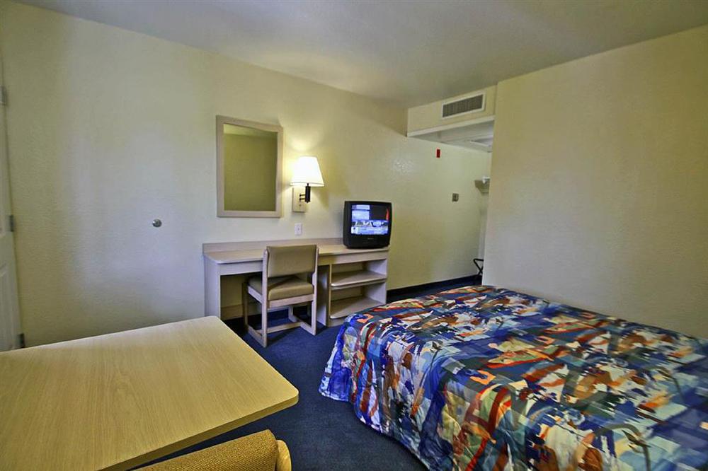 Motel 6-San Bernardino, Ca - North Serrano Village Quarto foto